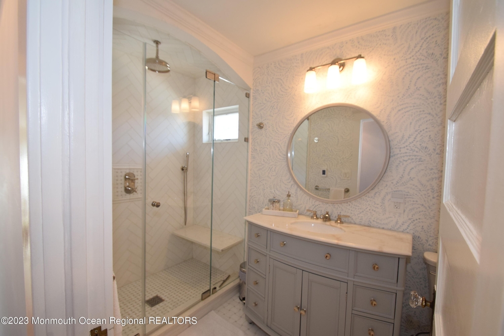 73 Curtis Avenue - Photo 19