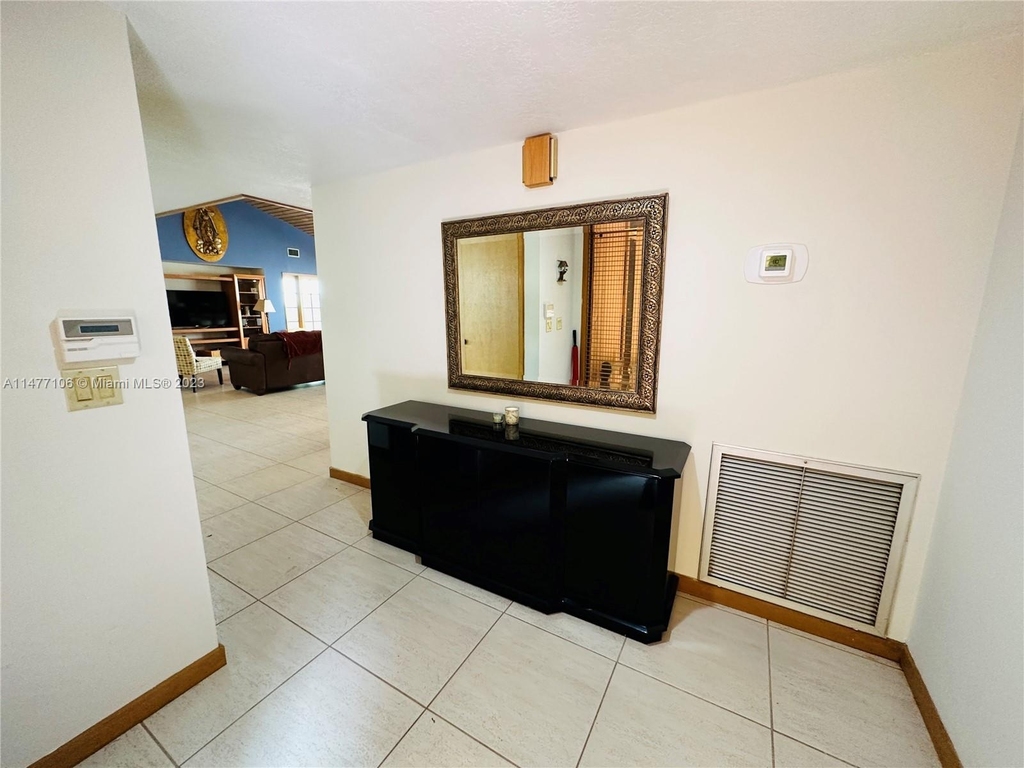 11905 Sw 78th Ter - Photo 15