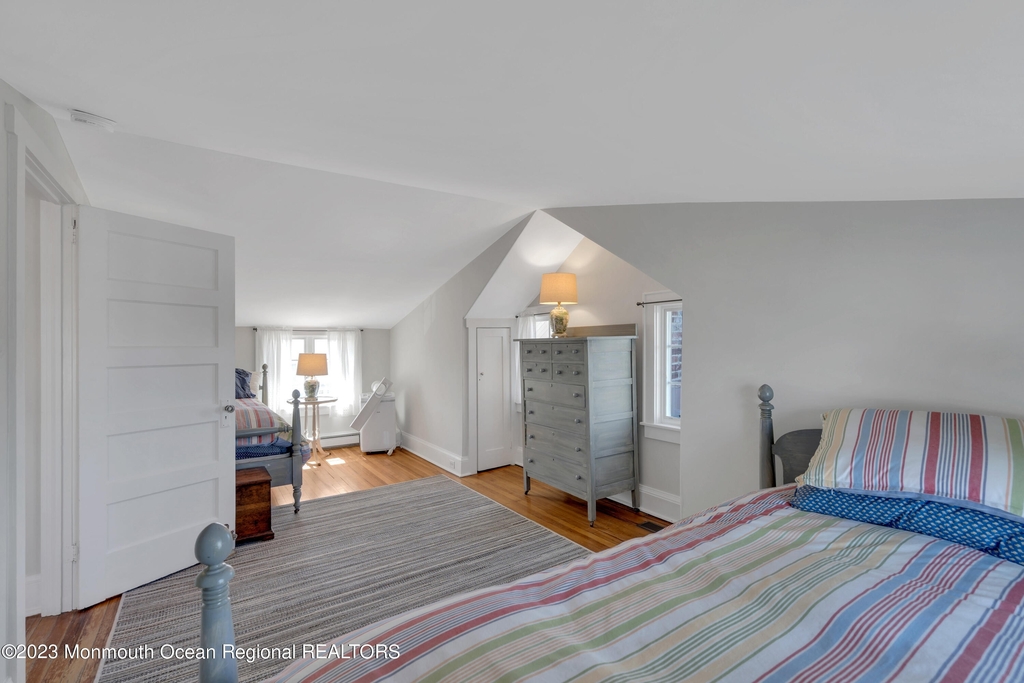 920 East Avenue - Photo 28