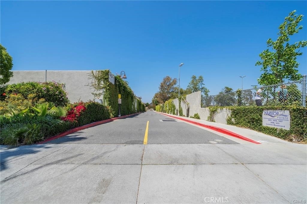 1401 Lomita Boulevard - Photo 17