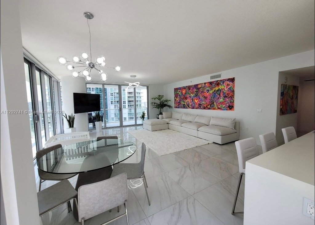 300 Sunny Isles Blvd - Photo 2