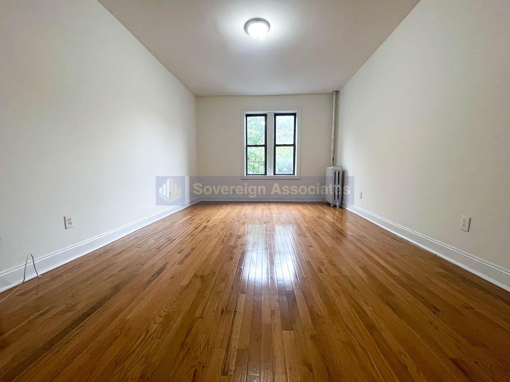 106 Fort Washington Avenue - Photo 1