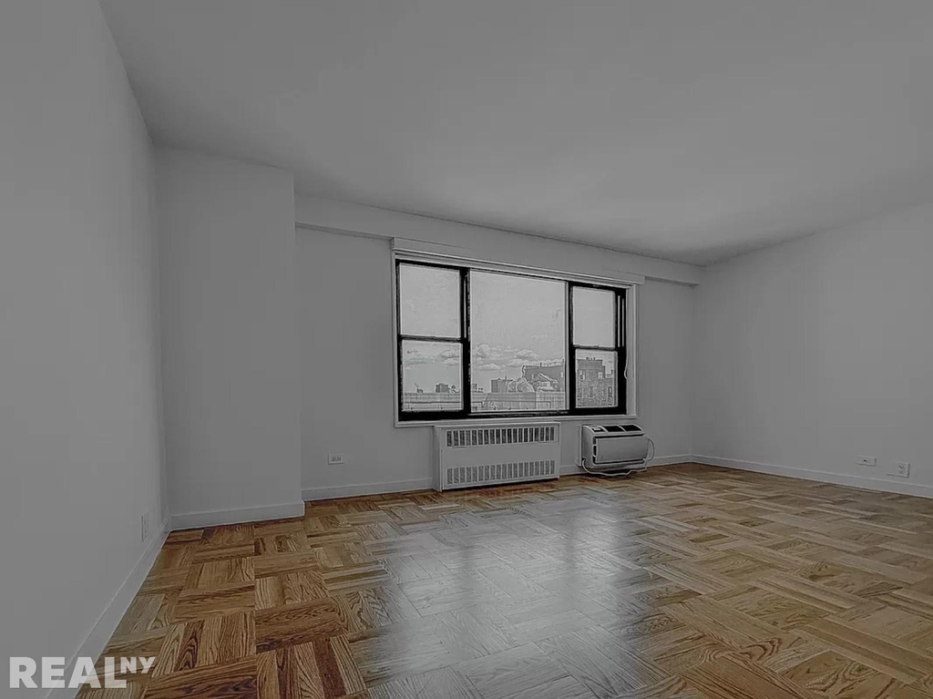 145 Fourth Avenue - Photo 6