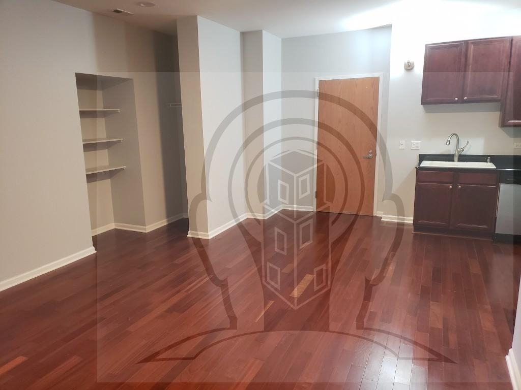 2451 W Howard St - Photo 1