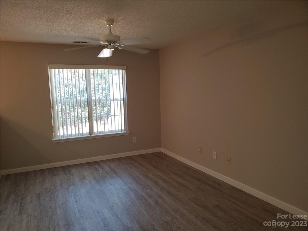 9933 Birch Knoll Court - Photo 3