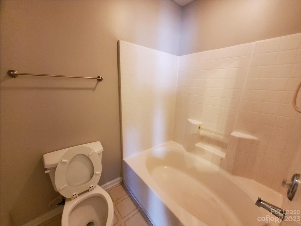 9933 Birch Knoll Court - Photo 14