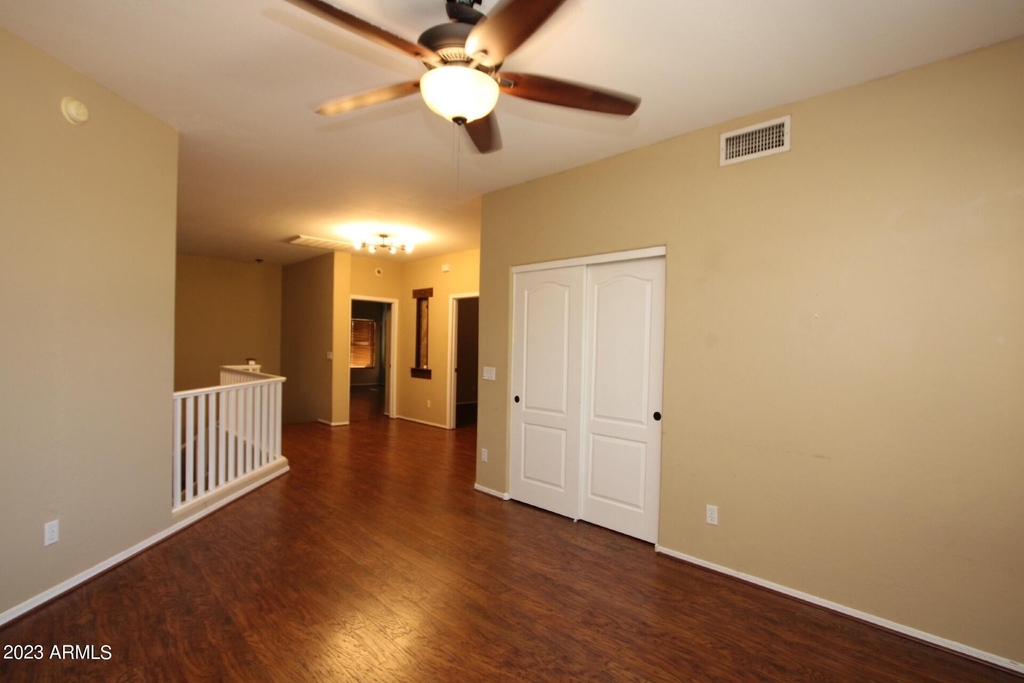 2009 E Creedance Boulevard - Photo 17