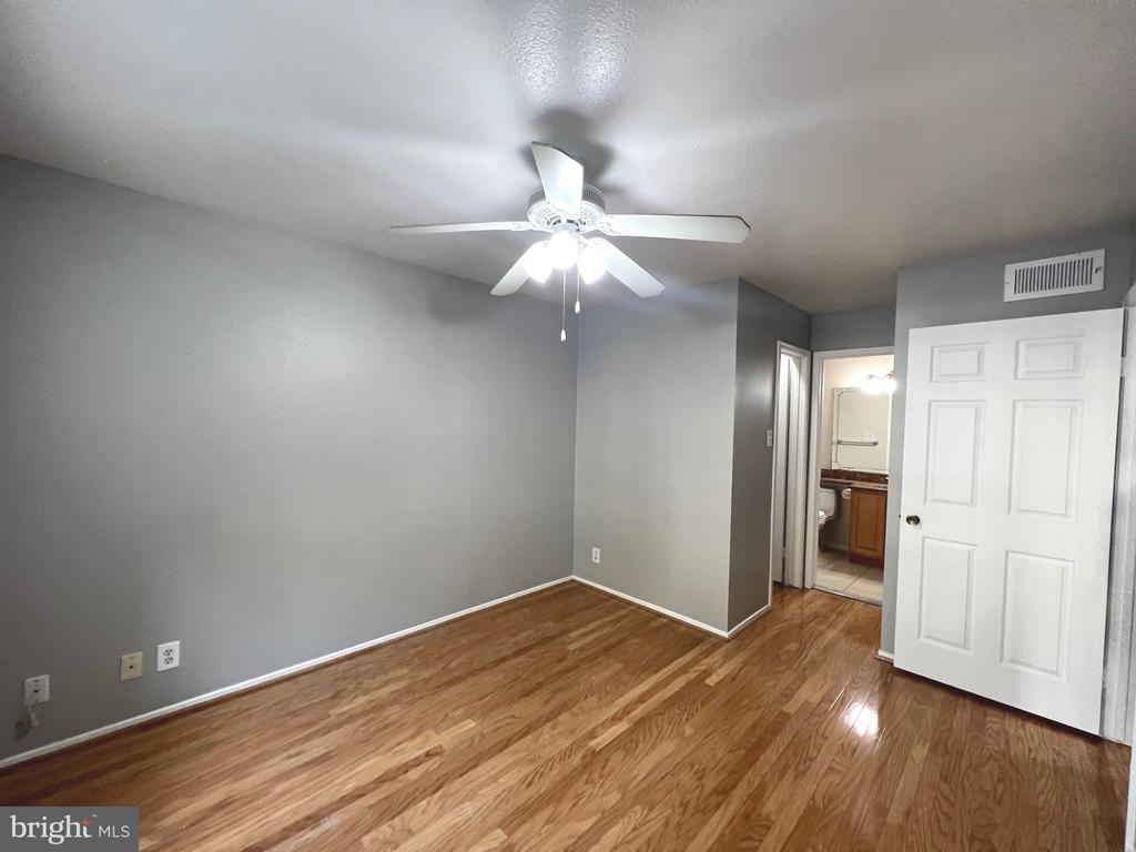 3304 Wyndham Cir - Photo 8