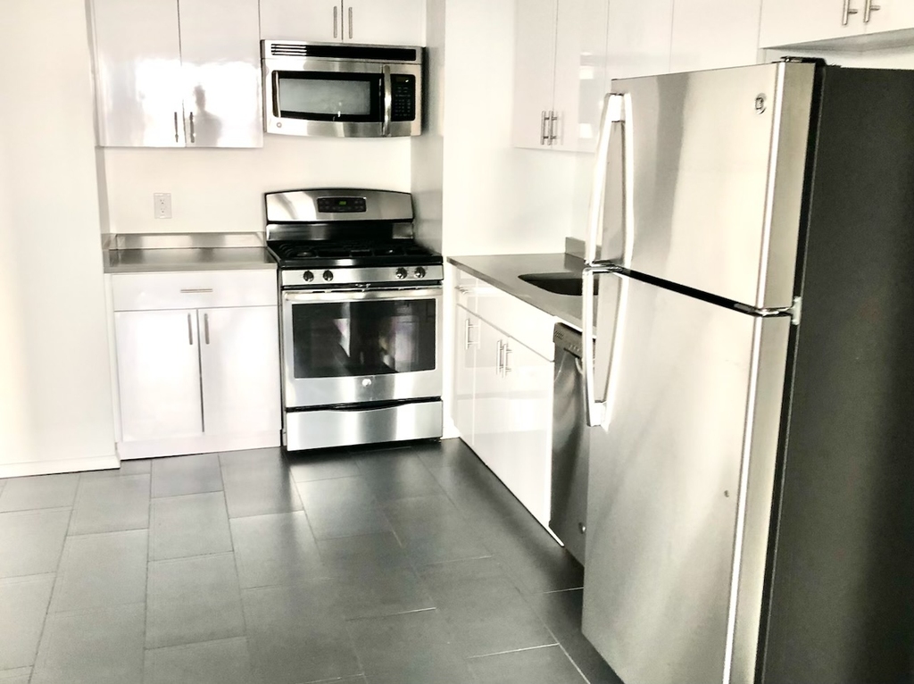 2600 Netherland Avenue - Photo 1