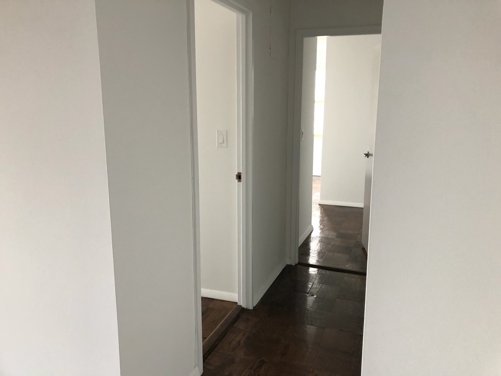 2600 Netherland Avenue - Photo 7