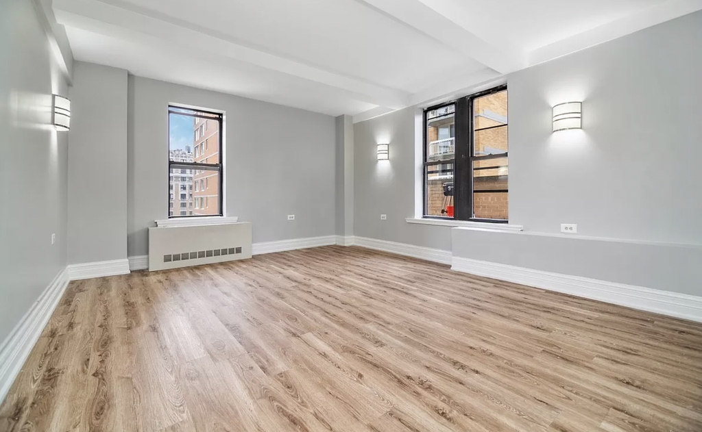 240 West 73rd Street - Photo 1