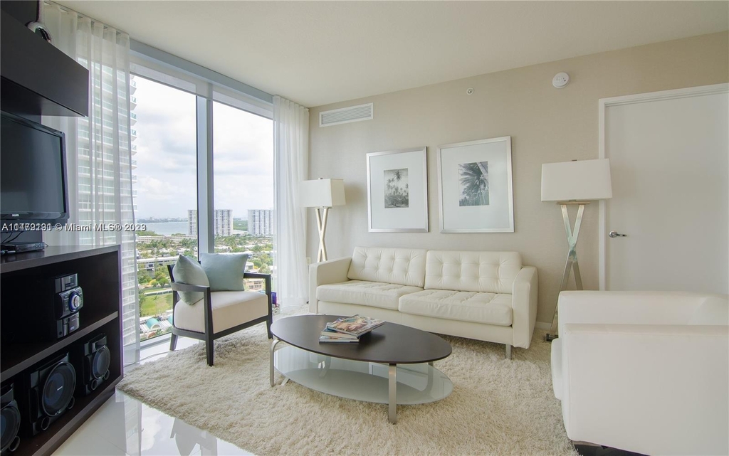 200 Sunny Isles Blvd - Photo 3