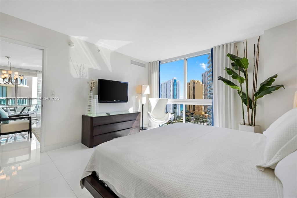 200 Sunny Isles Blvd - Photo 22