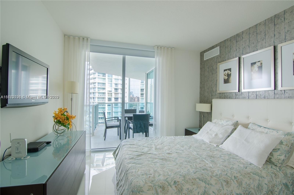 200 Sunny Isles Blvd - Photo 15