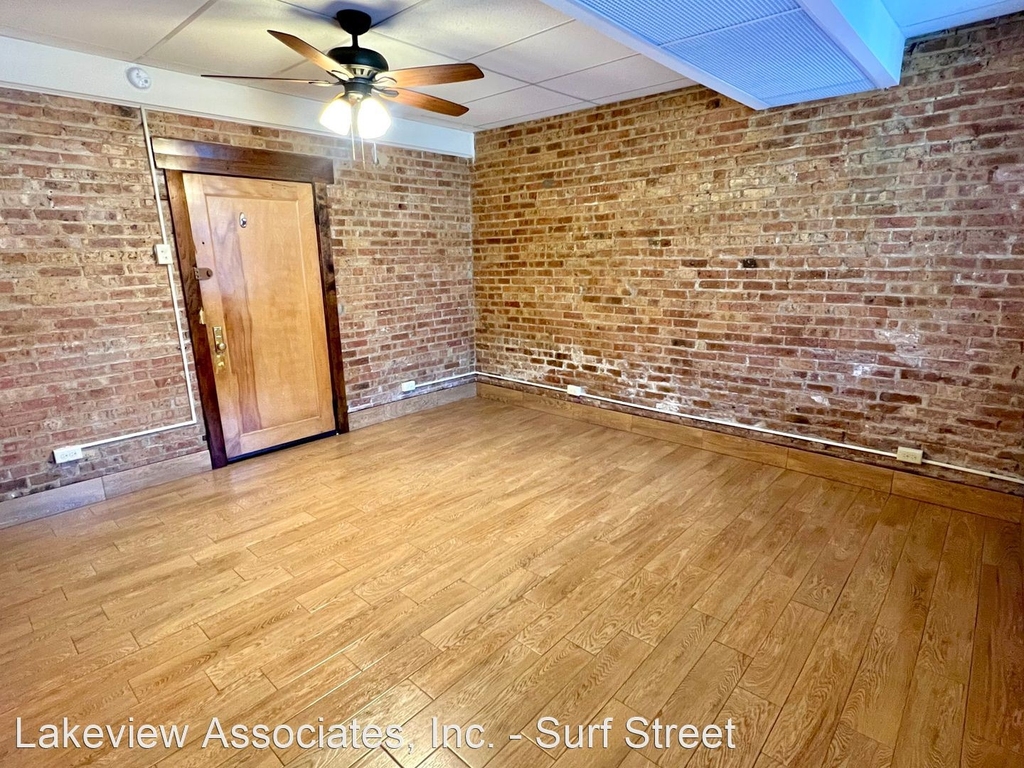 644 W. Surf - Photo 4