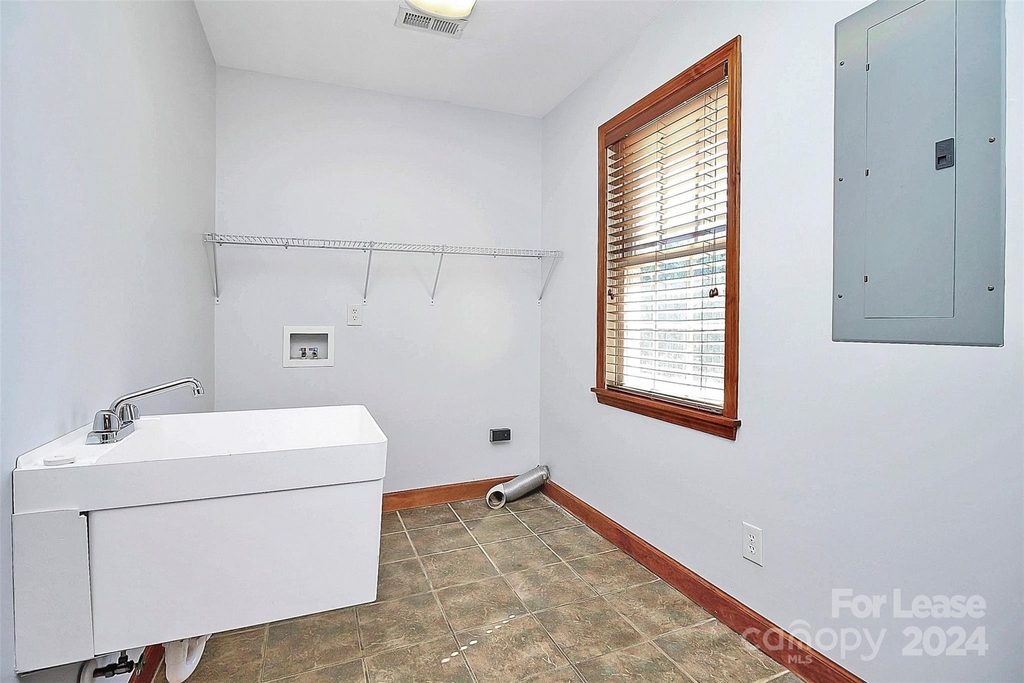 360 Forest Way Drive - Photo 22