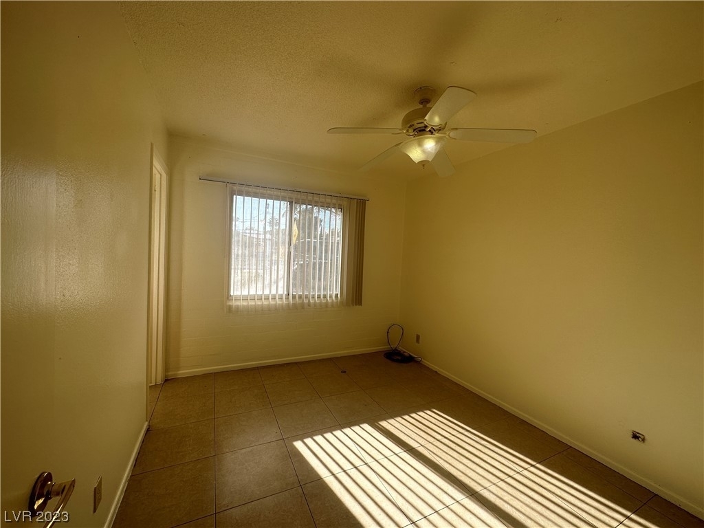 5100 Carmen Boulevard - Photo 10