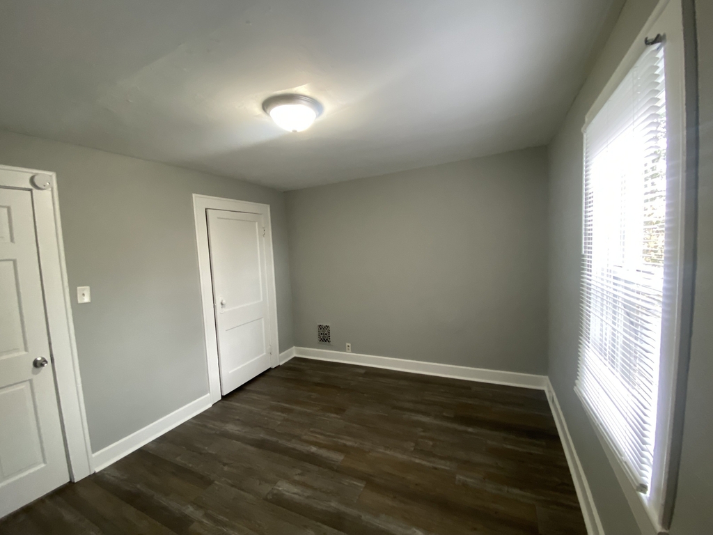 1041 King Avenue - Photo 11