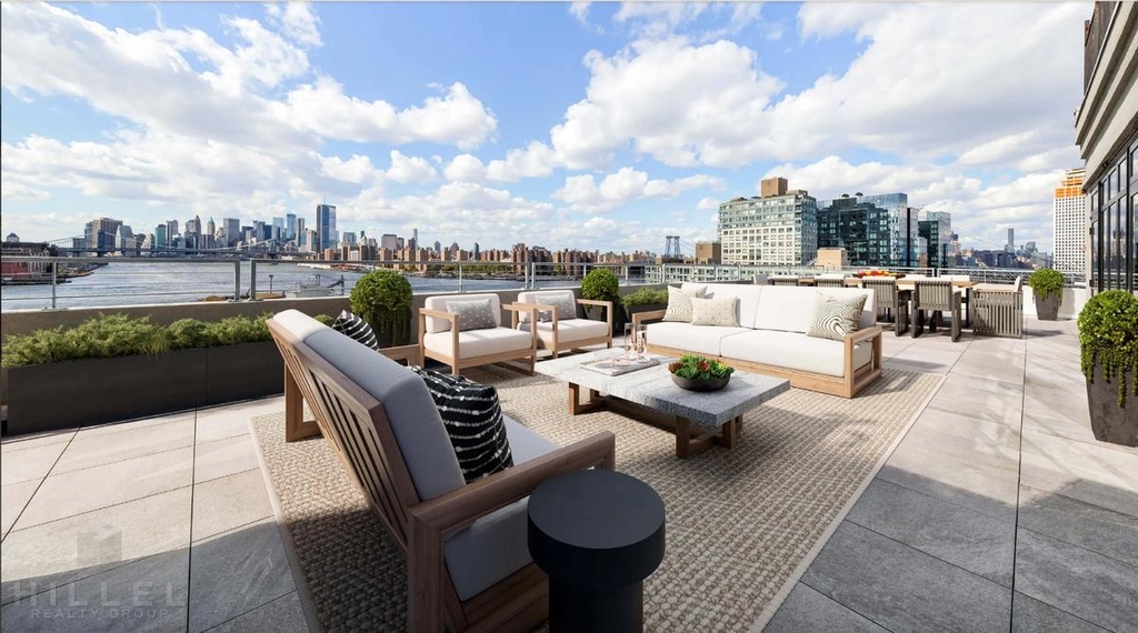 475 Kent Ave. - Photo 7
