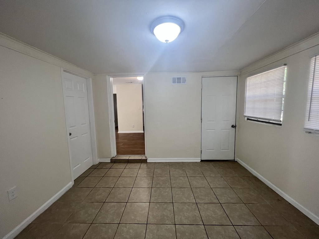 3422 Miami Drive - Photo 15