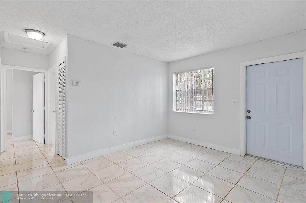 3381 Nw 8th Pl - Photo 10