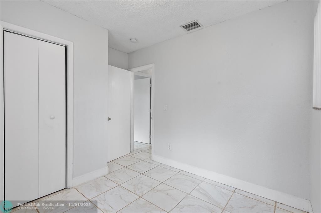 3381 Nw 8th Pl - Photo 7
