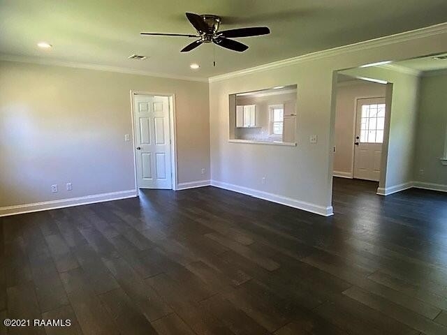 114 Twin Oaks Boulevard - Photo 1