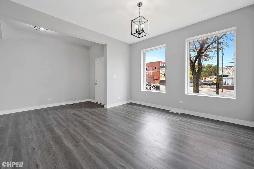 131 E 111th Street - Photo 12