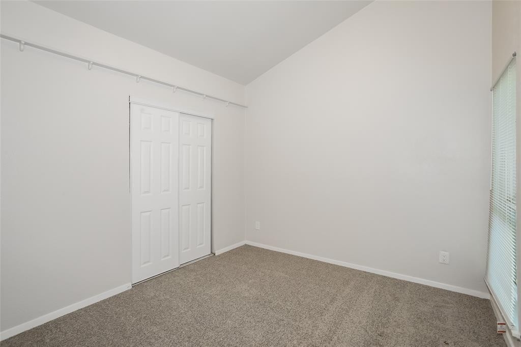 4201 Caldwell Avenue - Photo 11