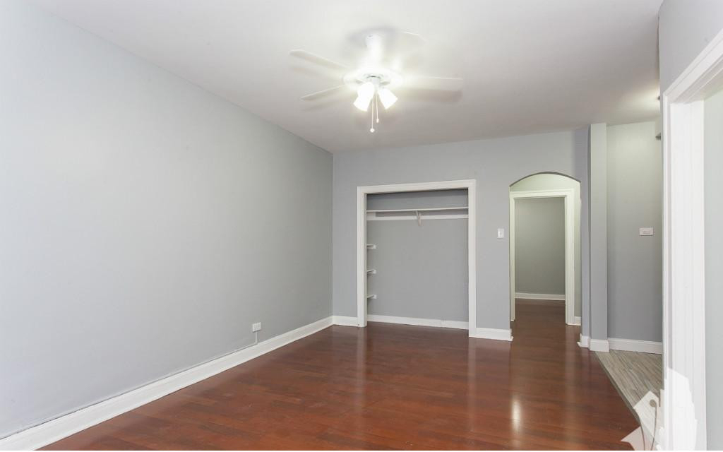 6930 N Greenview Avenue - Photo 2