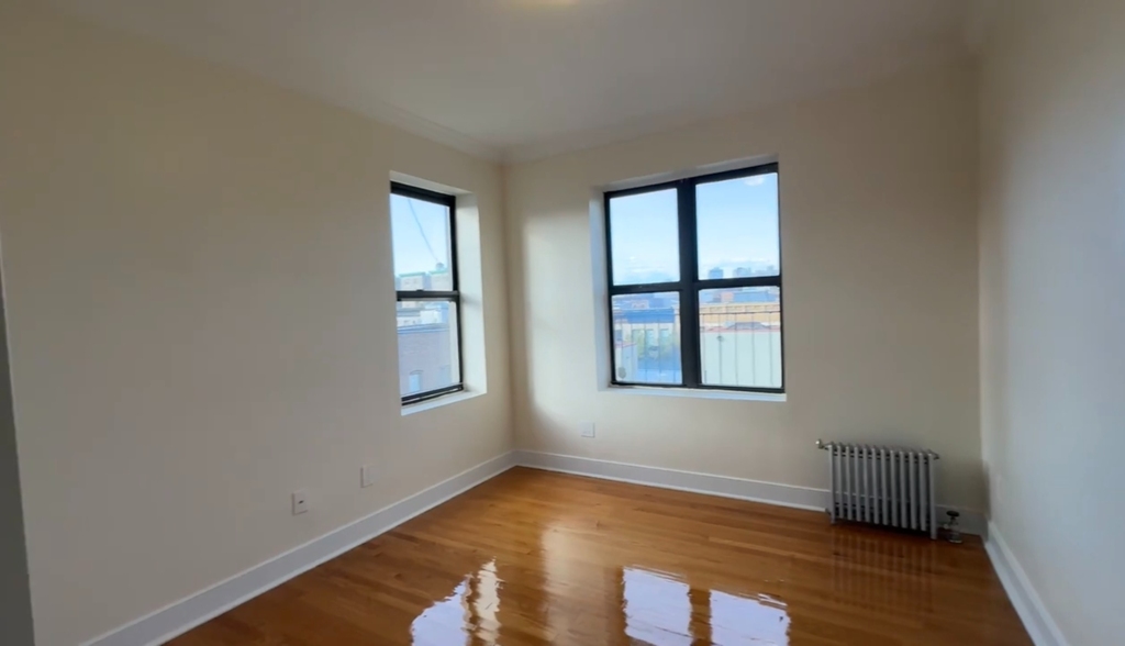 545 West 148th Street - Photo 5