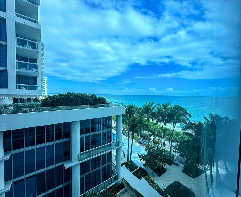 6801 Collins Ave - Photo 8