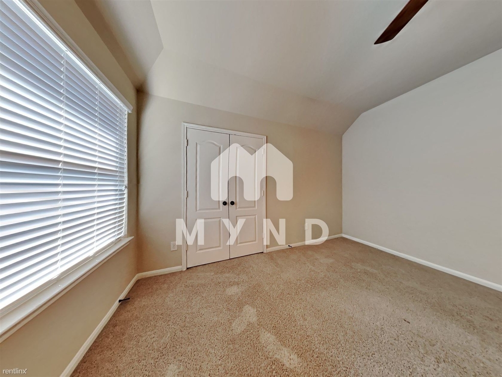 14603 Hampton Green Ln - Photo 10