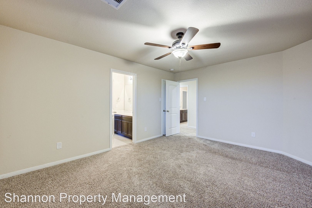 2218 Manchester Crossing Dr - Photo 26