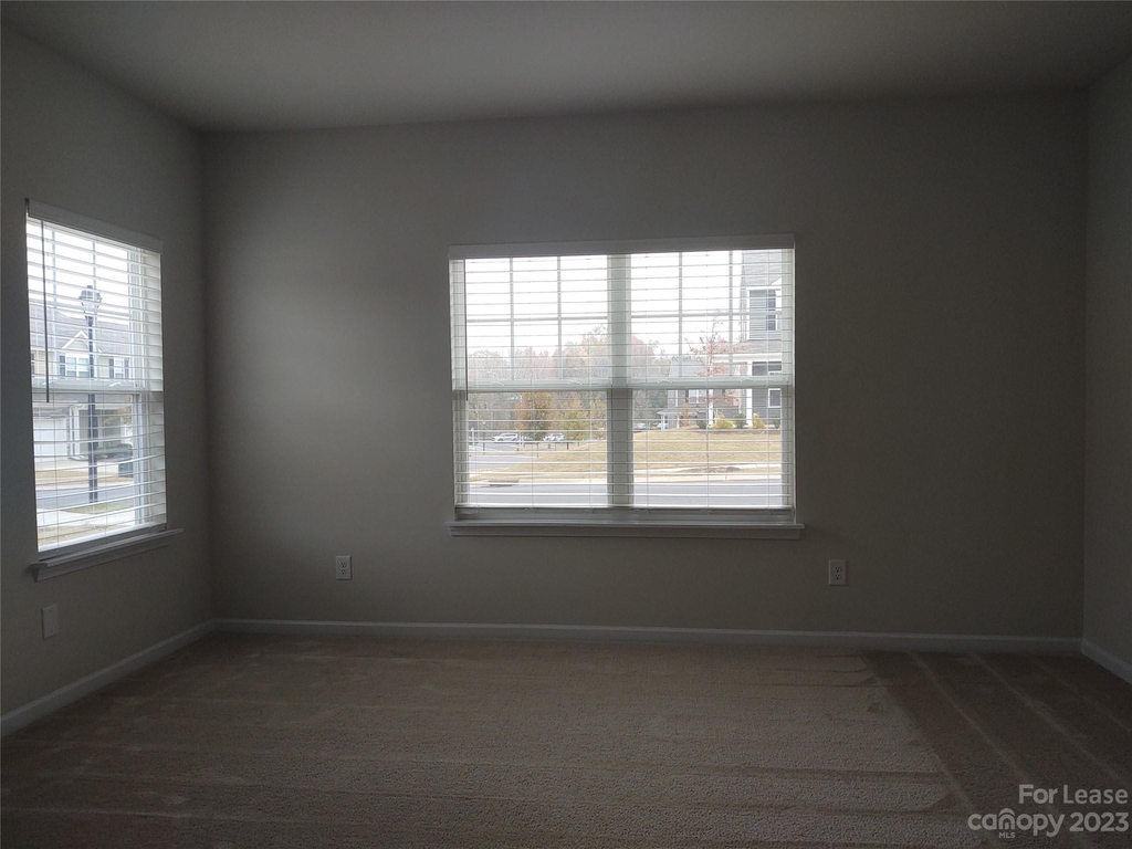 6308 Revolutionary Trail - Photo 11