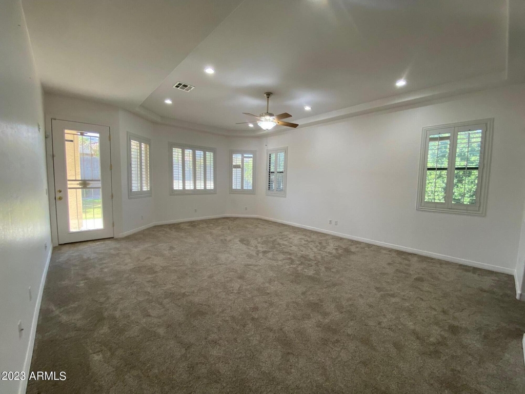 2903 E Gary Way - Photo 13