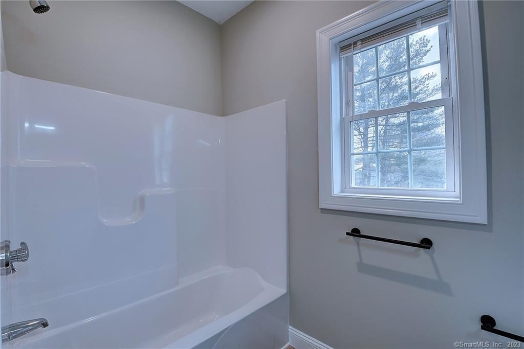 642 Stafford Avenue - Photo 7