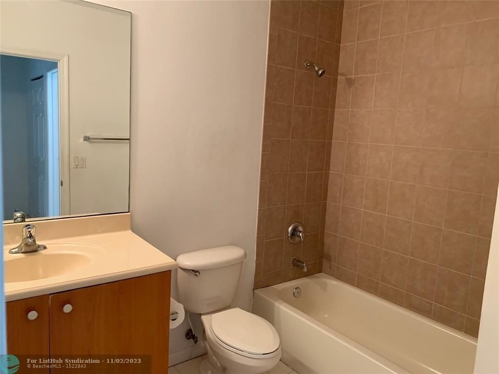 1425 Nw 36th Way - Photo 1