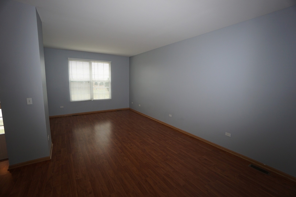 262 S Alder Creek Drive - Photo 2