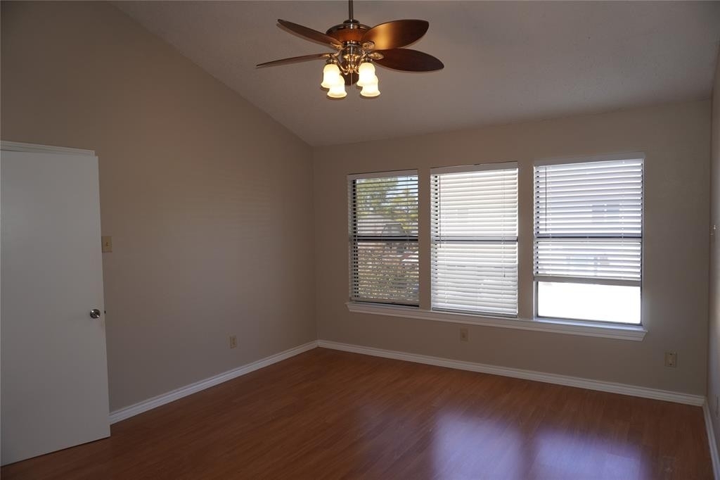 2535 Melissa Lane - Photo 17