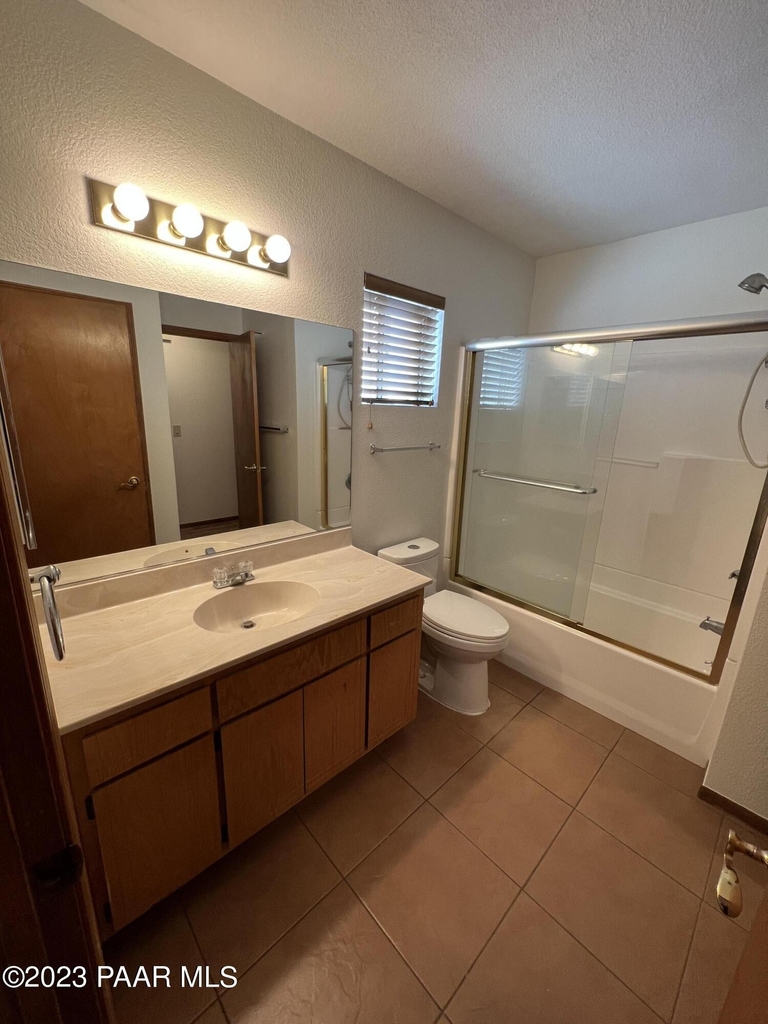 1190 N Conestoga Way - Photo 10