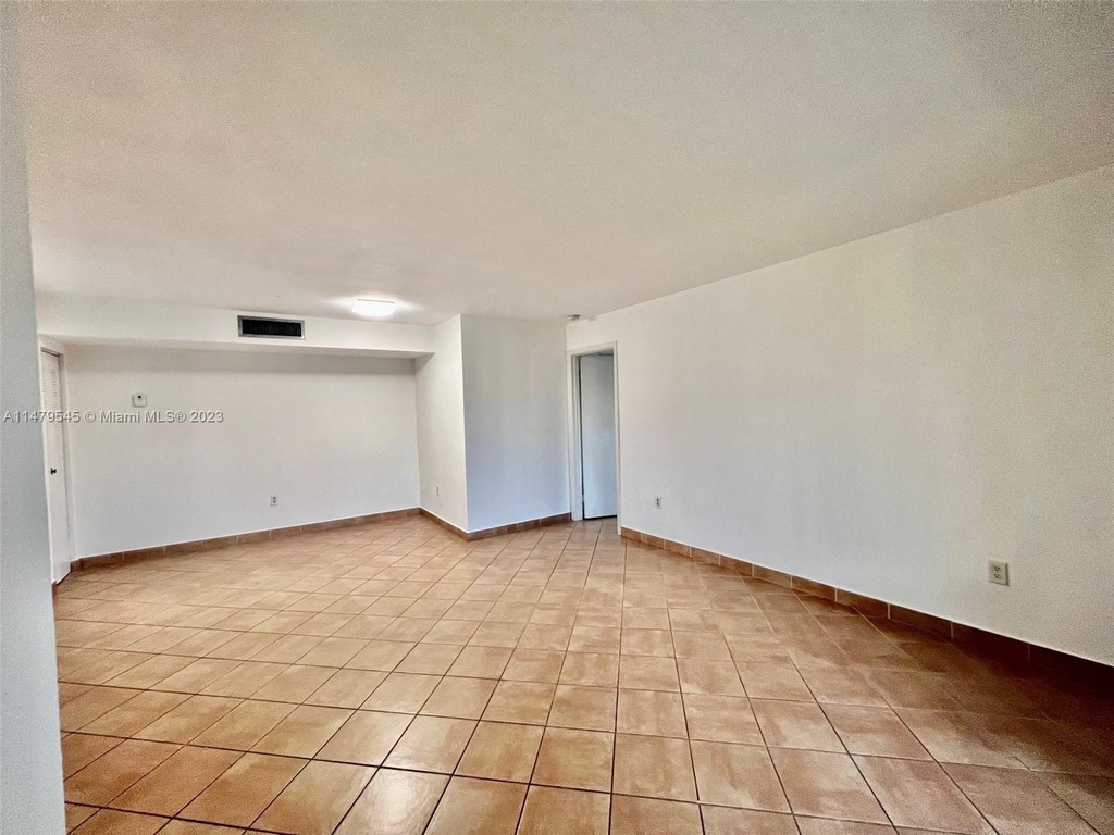 10755 Sw 108 Av - Photo 11