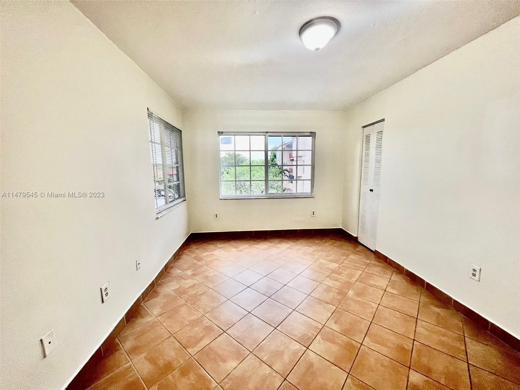 10755 Sw 108 Av - Photo 8