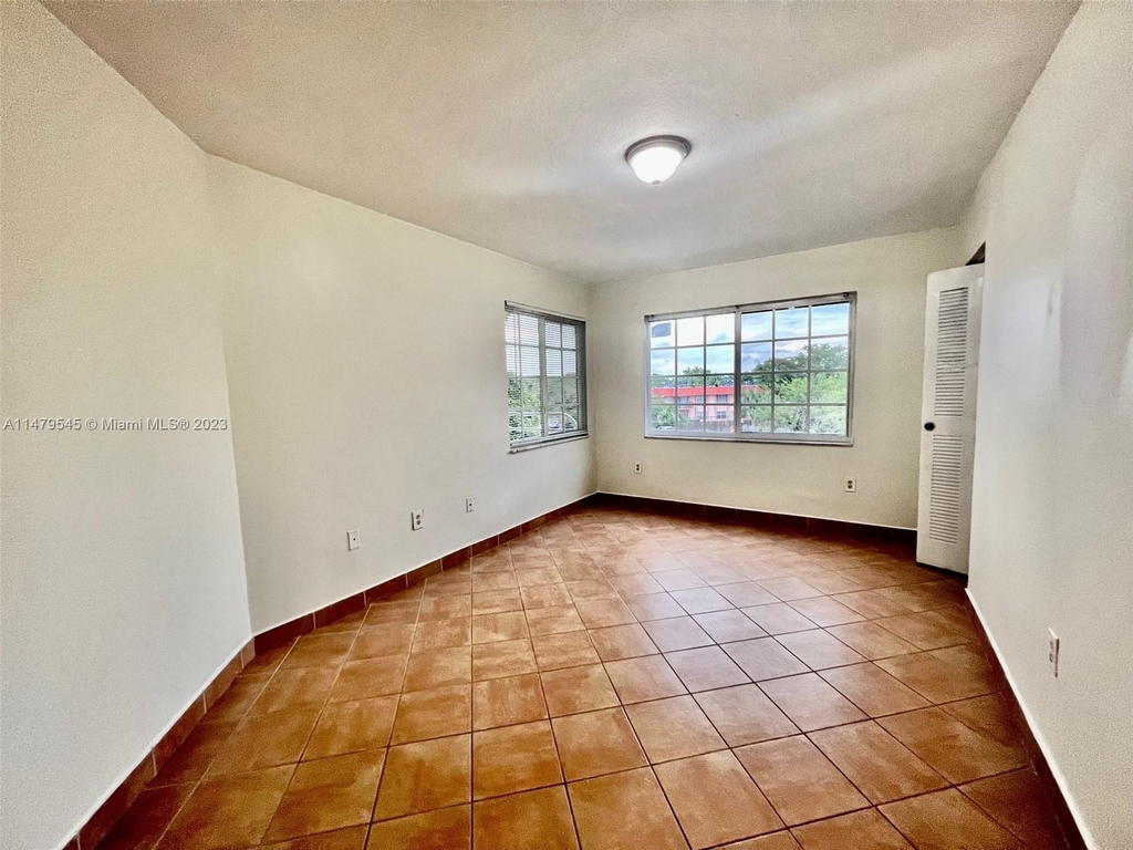 10755 Sw 108 Av - Photo 7