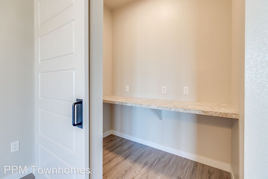 Roe Street Townhomes - Photo 24