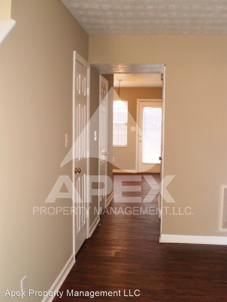 9130 Cedarpark Lane - Photo 3