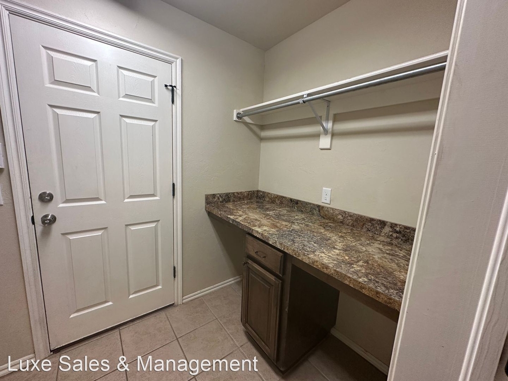 3514 Galatian Way - Photo 12