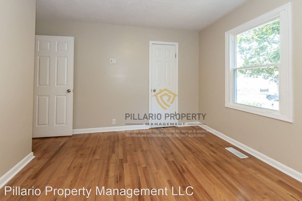 2227 W 9th St. Anderson - Photo 8