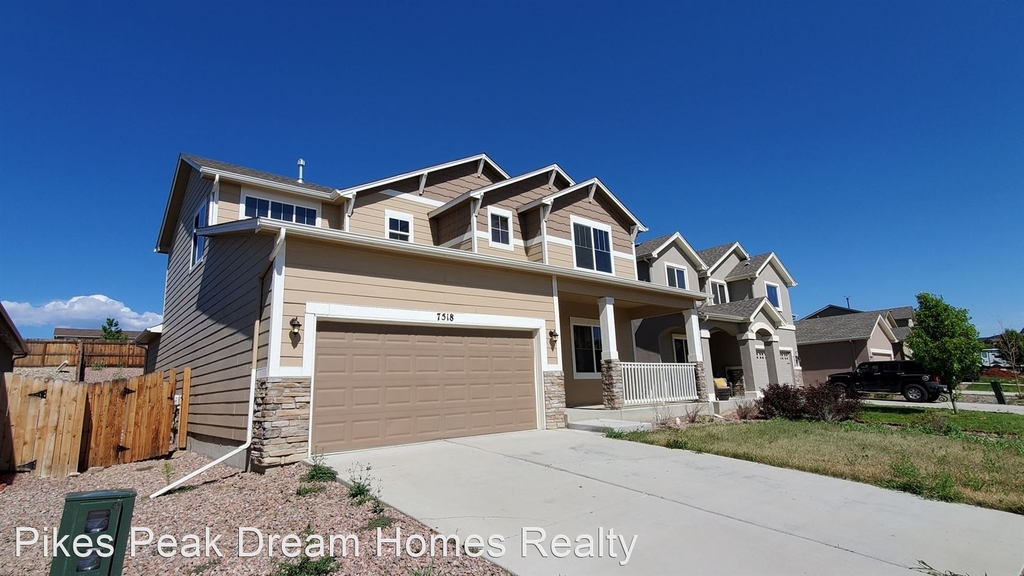 7518 Dutch Loop - Photo 1