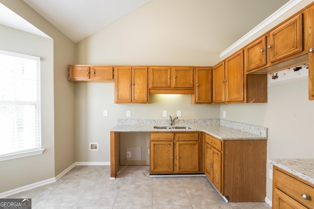 7370 Hunters Ridge - Photo 5